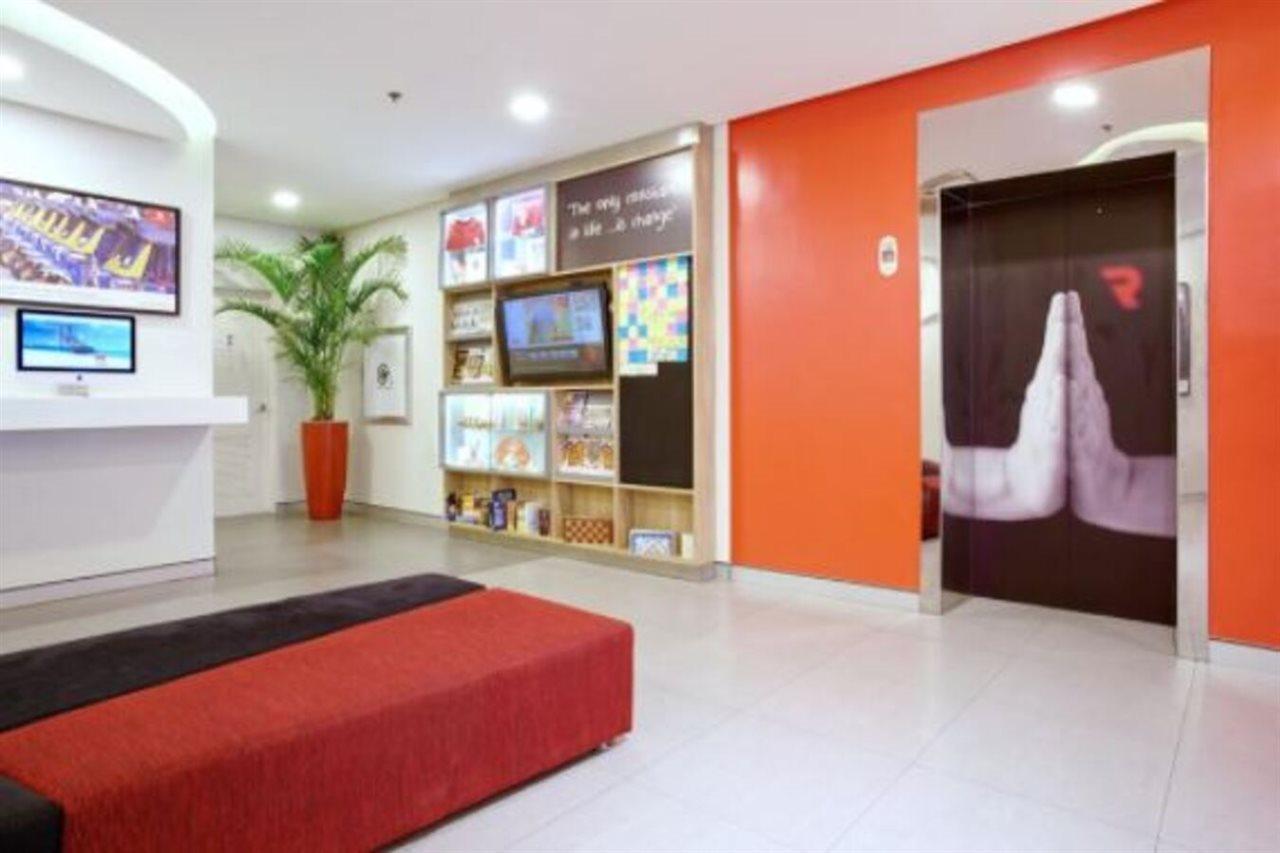 Hotel Red Planet Makati Avenue Manila 3*