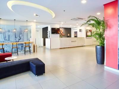 Red Planet Makati Avenue Manila Hotel 3*
