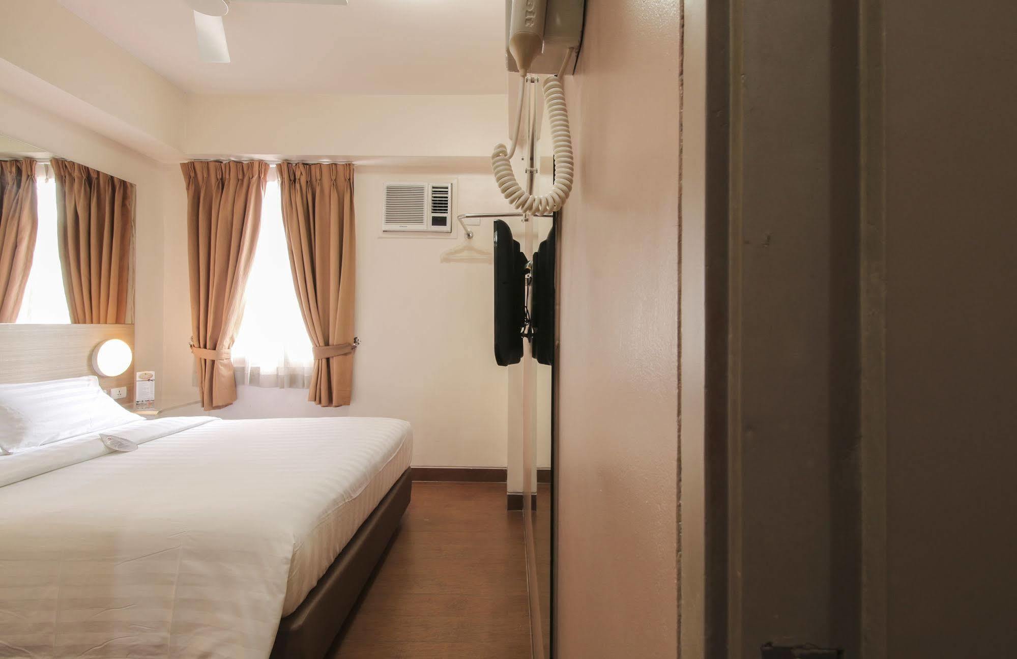 Red Planet Makati Avenue Manila 3* Makati City